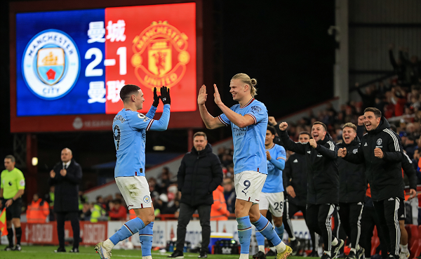 曼城2-1曼联 哈兰德梅开二度